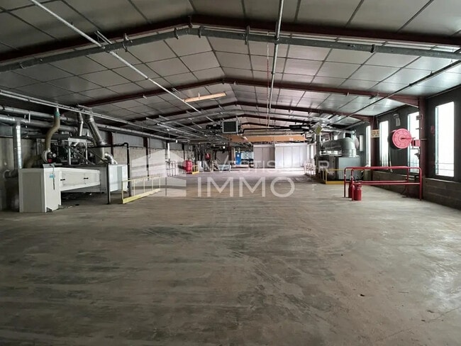 Plus de détails pour Industriel/Logistique à vendre