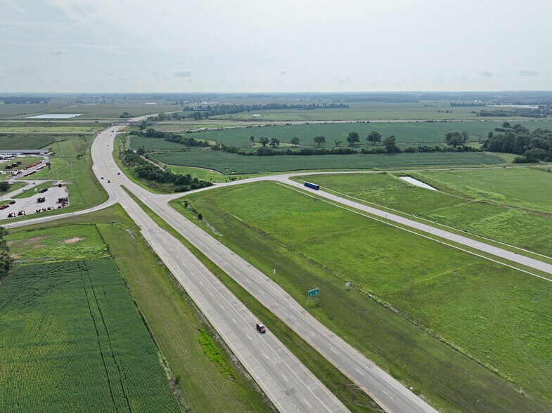 Gateway Crossing, Washington, IN à vendre - Photo principale – Image 1 sur 10