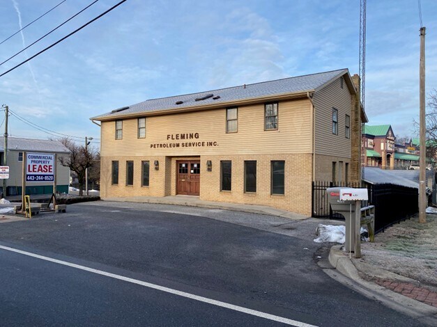 6222 Sykesville Rd, Sykesville, MD à louer Photo de l’immeuble– Image 1 sur 2