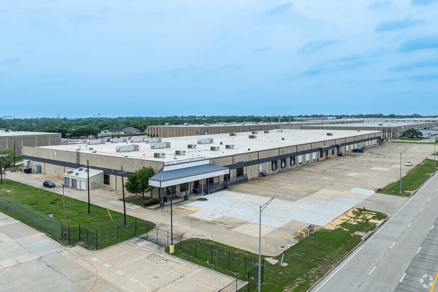1040-1050 S State Highway 161, Grand Prairie, TX à louer - Aérien – Image 2 sur 12