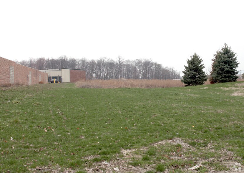 1935 Gladden Rd, Plainfield, IN à vendre - Photo de l’immeuble – Image 2 sur 5