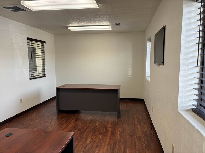 16910 FM 2920 Rd, Tomball, TX à louer - Photo de l’immeuble – Image 2 sur 5