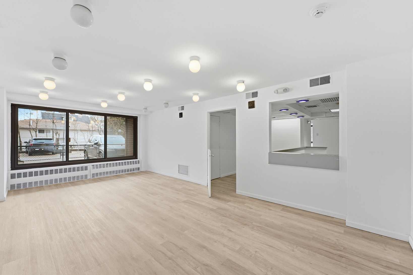 90 Prospect Ave, Hackensack, NJ à louer Photo intérieure– Image 1 sur 49