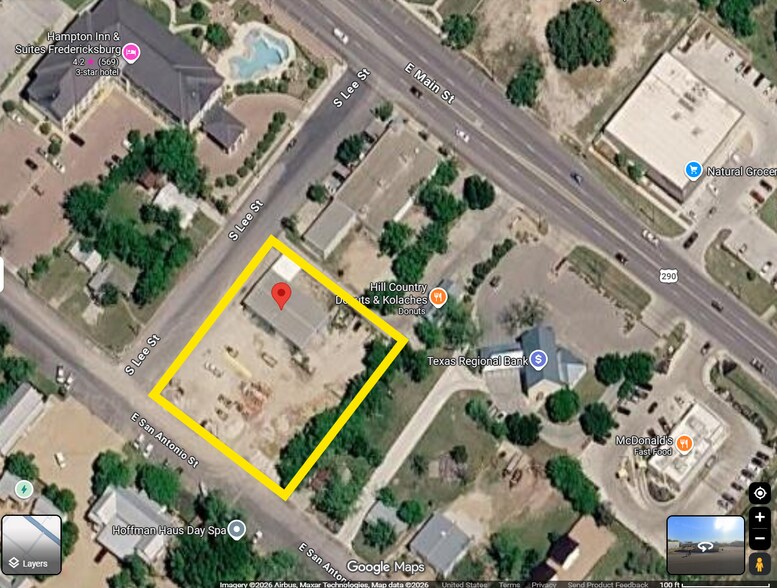 107 S Lee St, Fredericksburg, TX à louer - Photo de l’immeuble – Image 3 sur 17