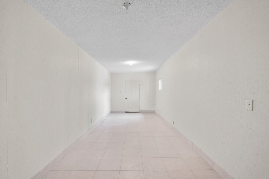 3905 Durazno, El Paso, TX à louer - Photo intérieure – Image 2 sur 25