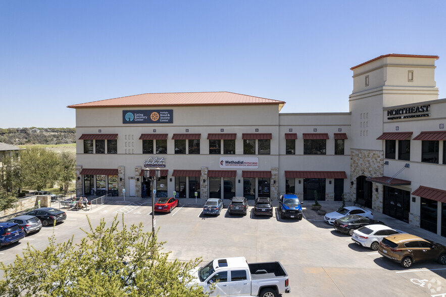 250 E Basse Rd, San Antonio, TX à louer - Photo de l’immeuble – Image 3 sur 94