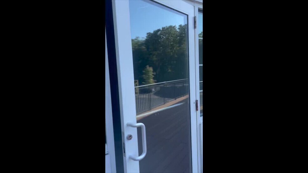 75 Washington St, Pembroke, MA à louer - Vidéo sur l’annonce professionnelle – Image 3 sur 9