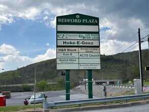 165-177 Bedford Plaza Rd, Bedford, PA à louer Autre– Image 2 sur 8