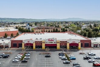 32040-32100 Union Landing Dr, Union City, CA - VUE AÉRIENNE  vue de carte - Image1