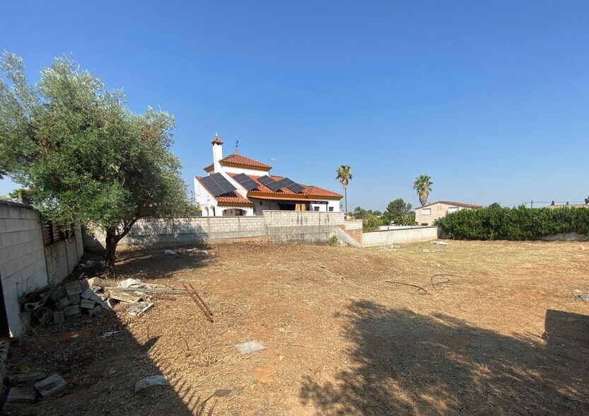 Terrain dans Palomares del Río, Sevilla à vendre - Photo de l’immeuble – Image 1 sur 10