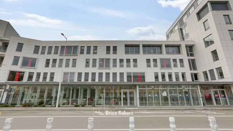 21/22 Boulevard Des Tchécoslovaques, Lyon à louer - Photo de l’immeuble – Image 1 sur 8