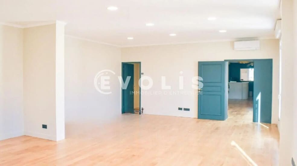 Bureau dans Paris à louer - Photo intérieure – Image 2 sur 5