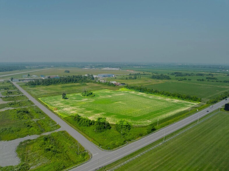 Carp Rd, Carp, ON à vendre - Photo de l’immeuble – Image 2 sur 4
