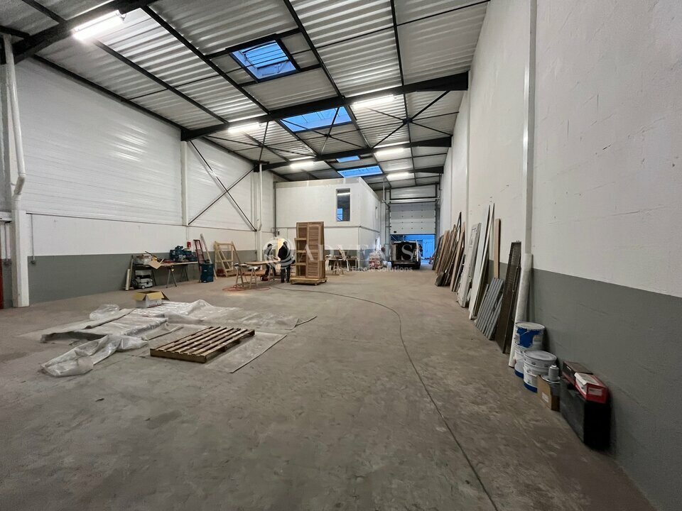 21 Rue De Paris, Pontault-Combault à louer Photo de l’immeuble– Image 1 sur 7