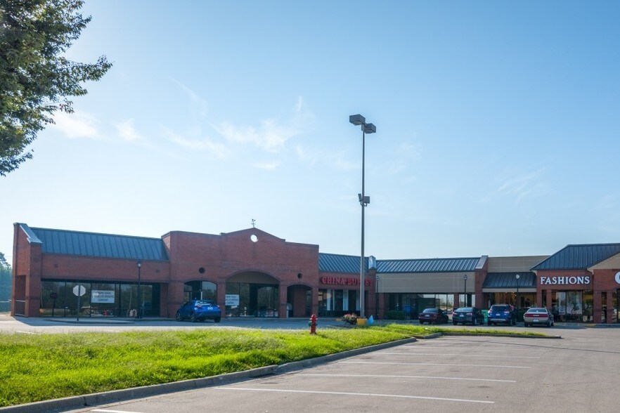 501 Marsailles Rd, Versailles, KY à louer - Photo de l’immeuble – Image 2 sur 2