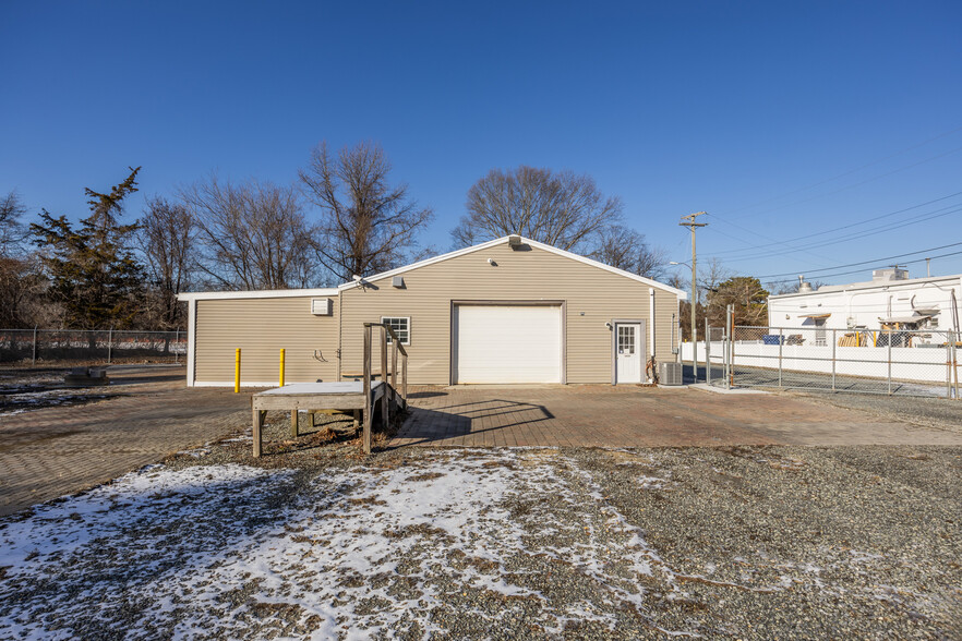 320 Tilton Rd, Northfield, NJ à louer - Photo de l’immeuble – Image 3 sur 53