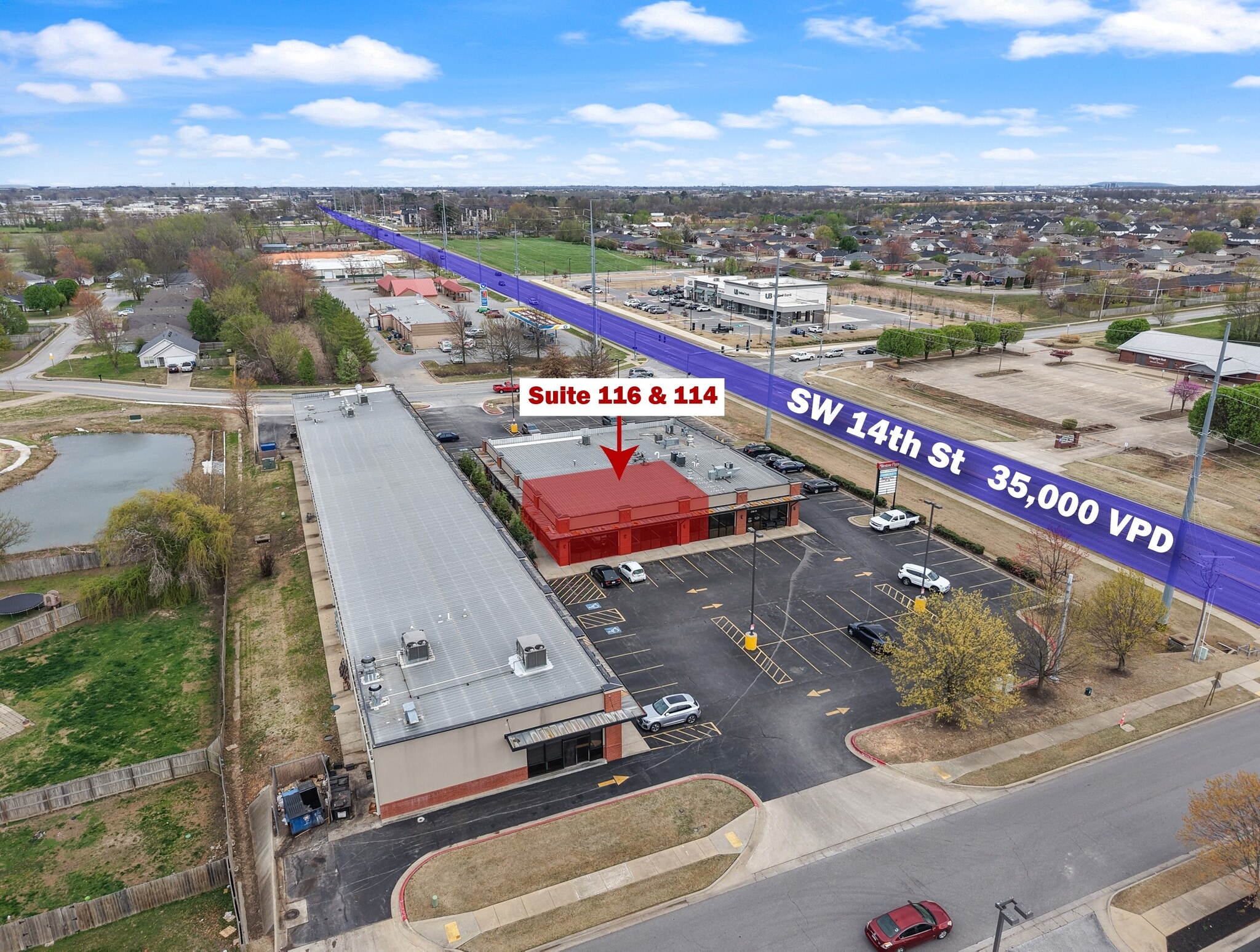 2500-2502 SW 14th St, Bentonville, AR à louer Photo de l’immeuble– Image 1 sur 12