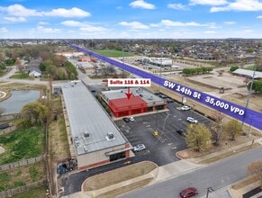 2500-2502 SW 14th St, Bentonville, AR à louer Photo de l’immeuble– Image 1 sur 12