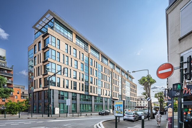 Plus de détails pour 5-11 Rue Charles De Gaulle, Alfortville - Bureau à louer