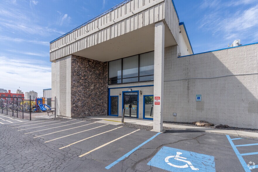 112 E 1st Ave, Spokane, WA à vendre - Photo de l’immeuble – Image 3 sur 4