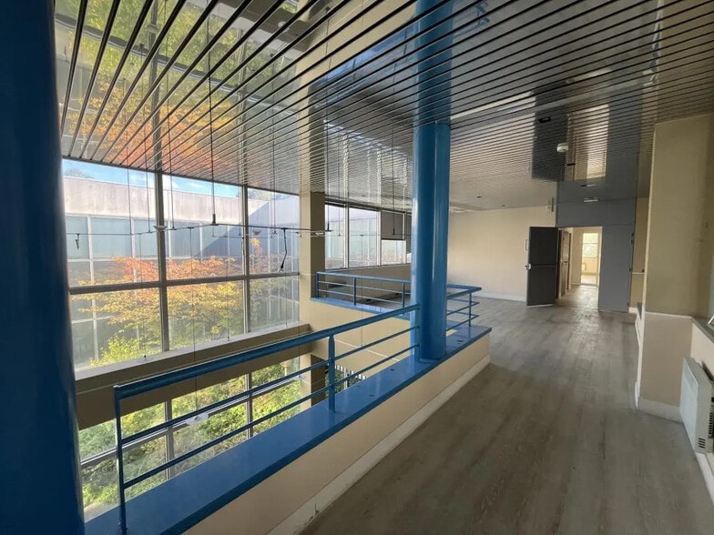 Industriel/Logistique dans Les Ulis à louer - Photo intérieure – Image 3 sur 19