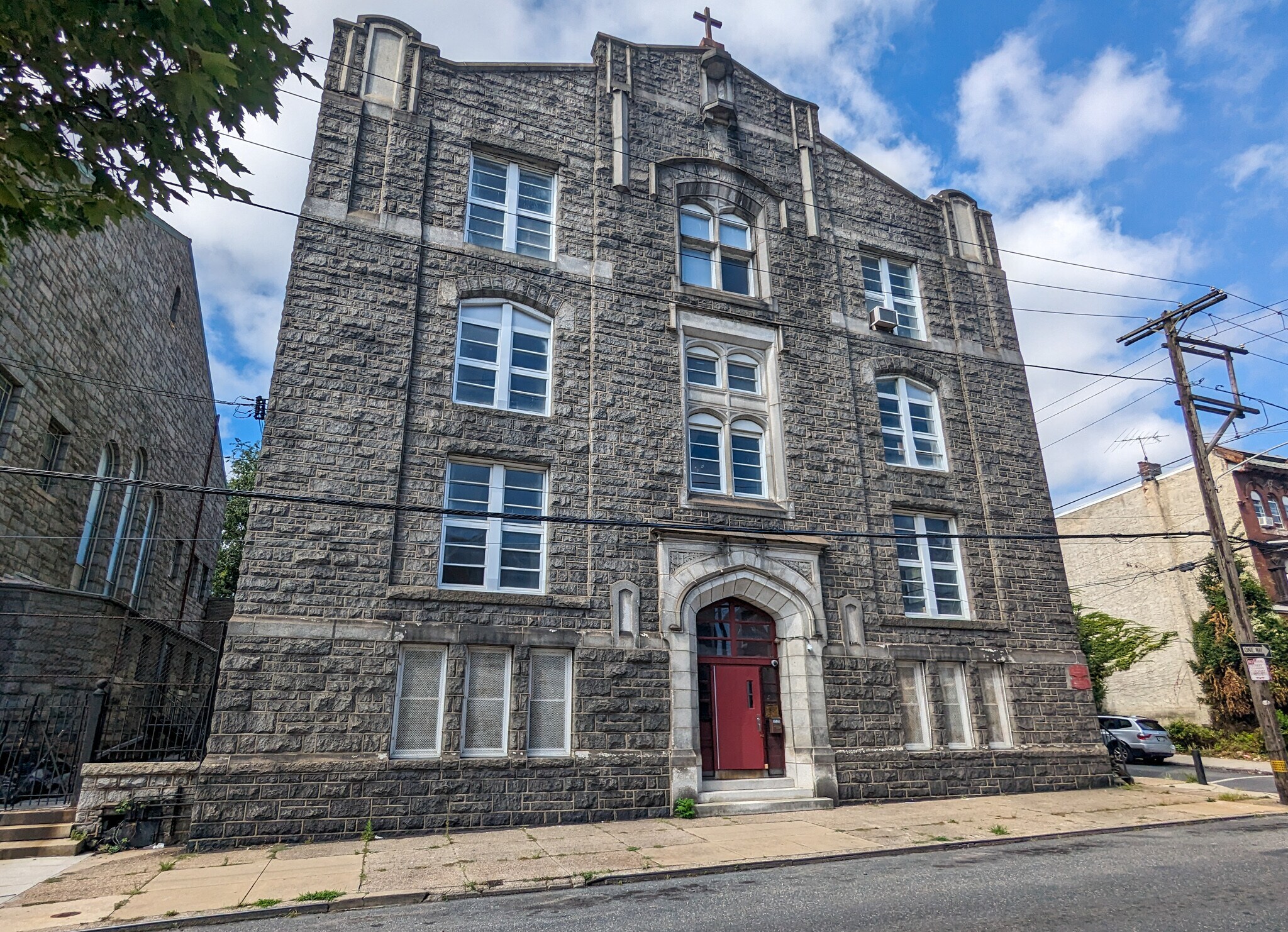 1901 W Tioga St, Philadelphia, PA à vendre Photo principale– Image 1 sur 61