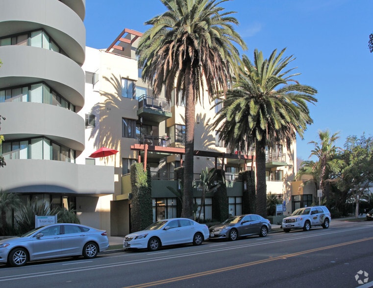 1535 6th St, Santa Monica, CA à louer - Photo de l’immeuble – Image 3 sur 16