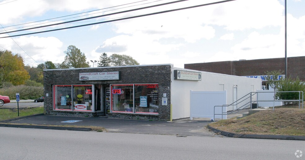 28-58 Boston Post Rd, Waterford, CT à louer - Photo de l’immeuble – Image 3 sur 3
