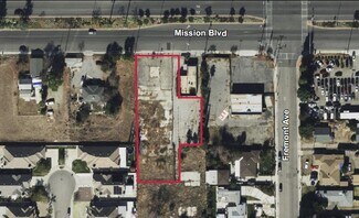 Plus de détails pour 5053 Mission Blvd, Montclair, CA - Terrain à louer