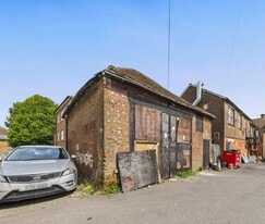 Rear Of - Immobilier d'entreprise