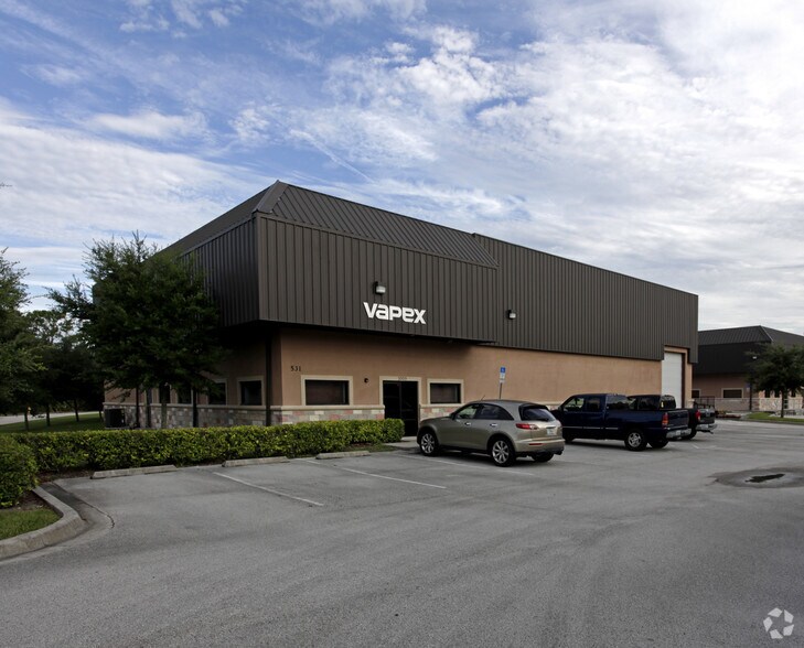 531 S Econ Cir, Oviedo, FL à louer - Photo principale – Image 2 sur 5