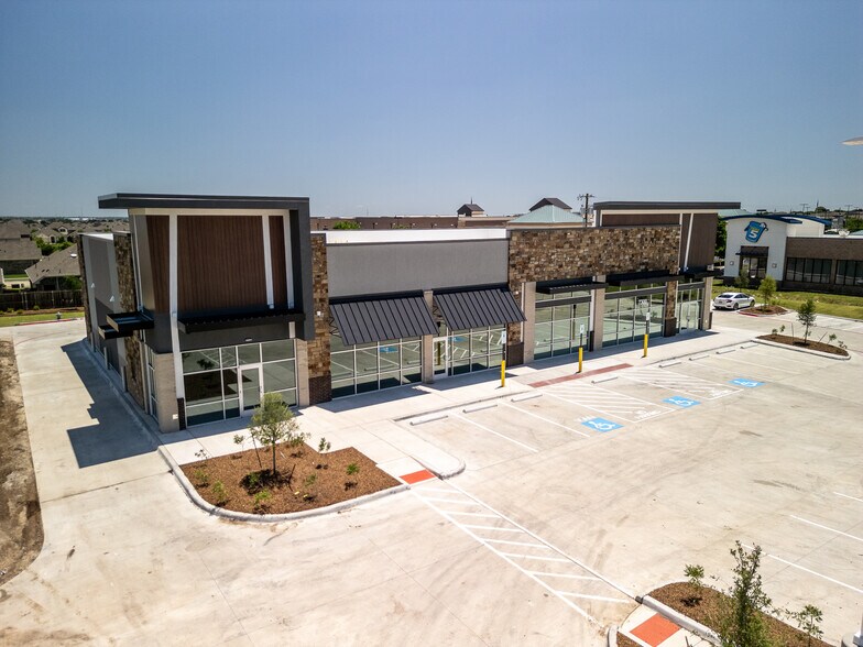 7300 Blue Mound Rd, Fort Worth, TX à louer - Photo de l’immeuble – Image 2 sur 4