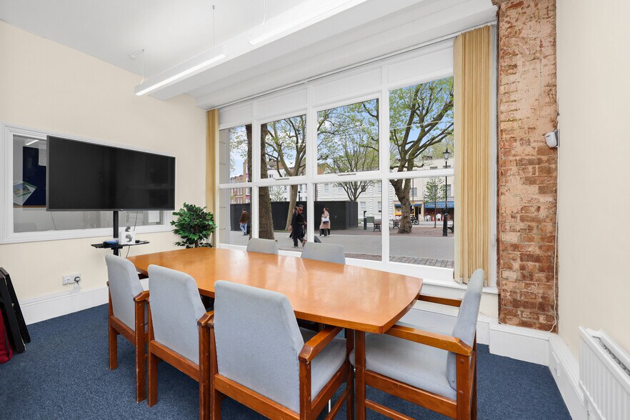 16 Clerkenwell Green, Londres à louer - Photo de l’immeuble – Image 2 sur 22