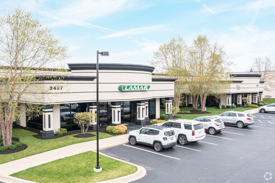 2437 Fortune Dr, Lexington, KY à louer - Photo principale – Image 1 sur 7