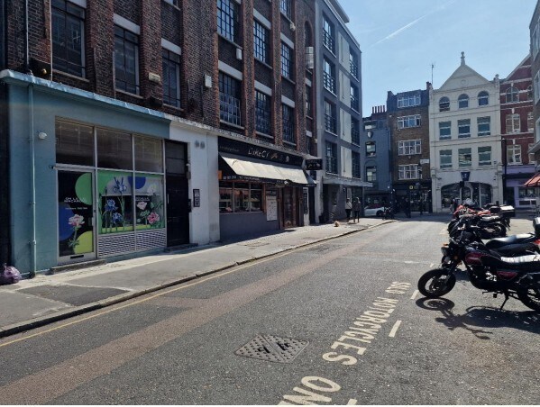 5 Kirby St, Londres à louer - Photo de l’immeuble – Image 2 sur 5