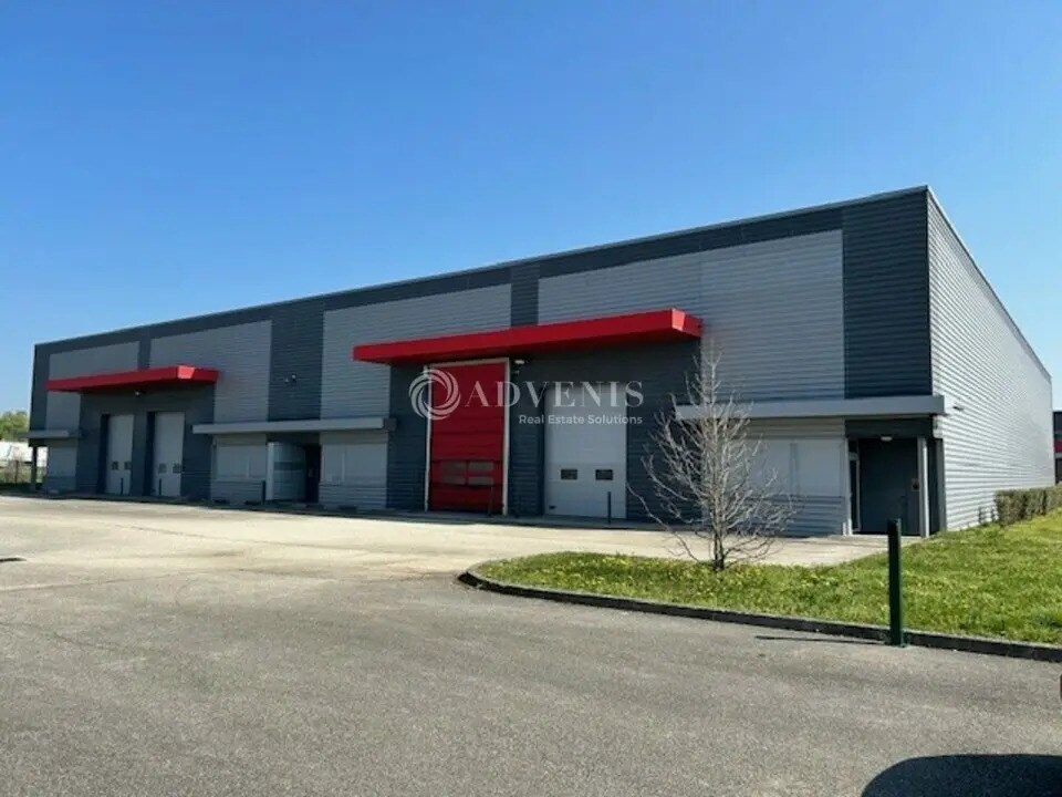 Local d’activités dans Dagneux à louer Photo de l’immeuble– Image 1 sur 8