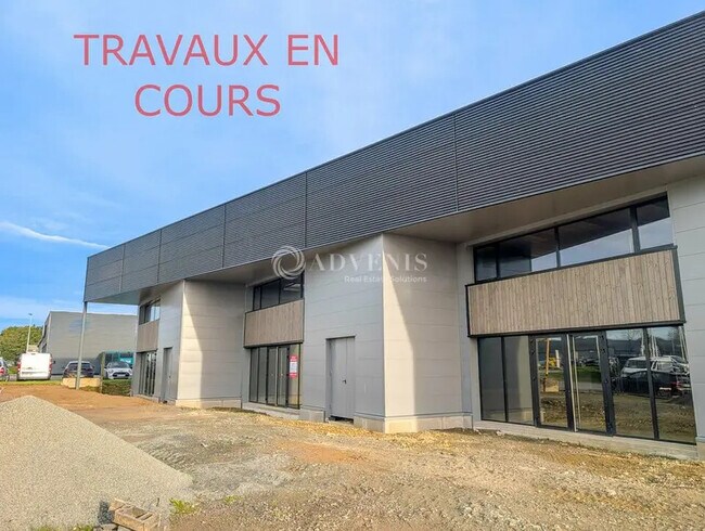 Plus de détails pour Local d’activités à vendre