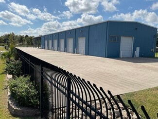 Plus de détails pour 7511 Highway 6, Hitchcock, TX - Industriel/Logistique à louer