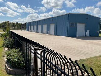 Plus de détails pour 7511 Highway 6, Hitchcock, TX - Industriel/Logistique à vendre