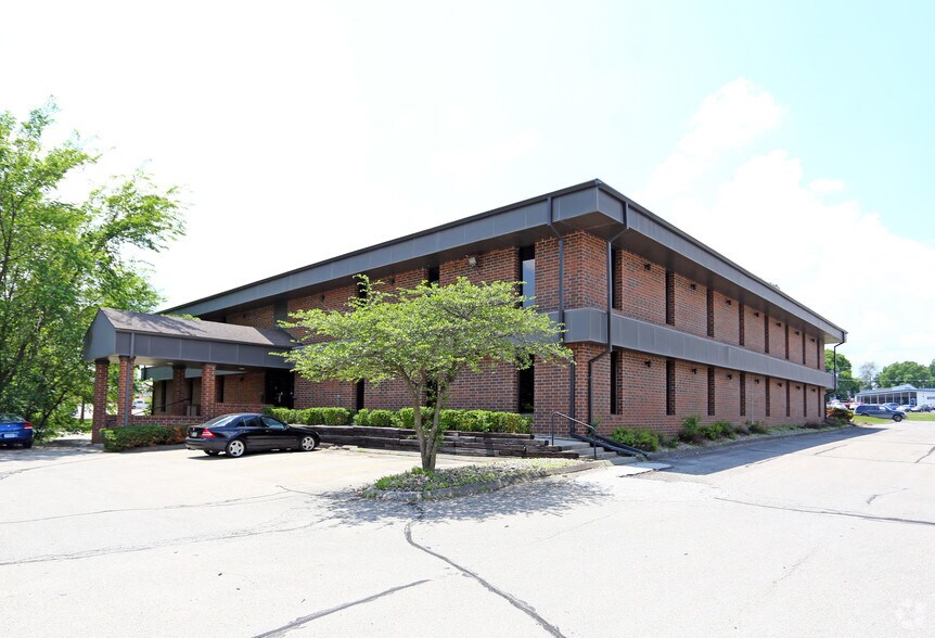 4685 Merle Hay Rd, Des Moines, IA à louer - Photo de l’immeuble – Image 2 sur 14