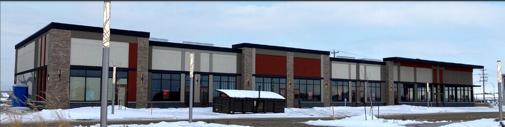 13205 102 St, Grande Prairie, AB à vendre - Photo principale – Image 1 sur 1