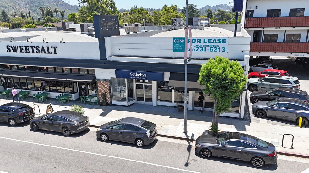 10100-10112 Riverside Dr, Toluca Lake, CA à louer - Photo de l’immeuble – Image 2 sur 9
