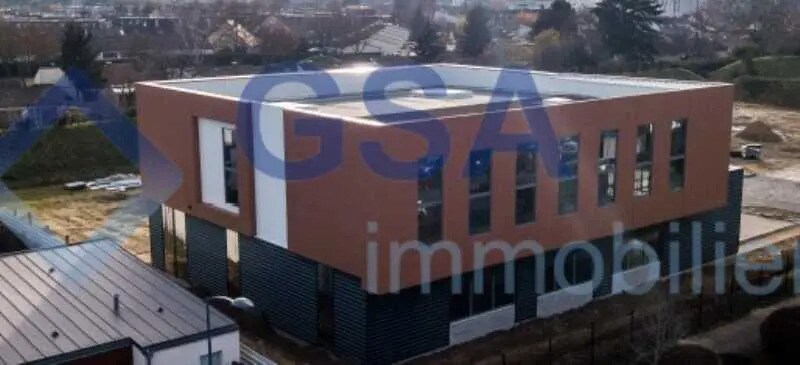 Local d'activités dans Bondoufle à vendre - Photo de l’immeuble – Image 2 sur 3