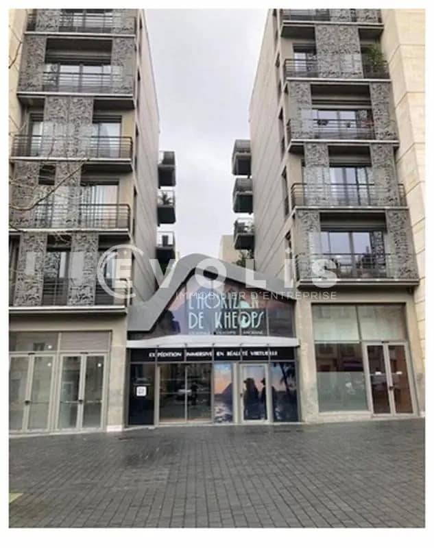 Plus de détails pour 56 Rue Du Chateau D'Eau, Bordeaux - Local commercial à louer