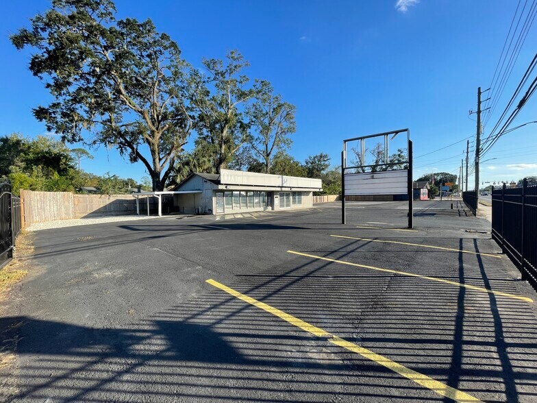 1165 Cassat Ave, Jacksonville, FL à louer - Photo de l’immeuble – Image 2 sur 15