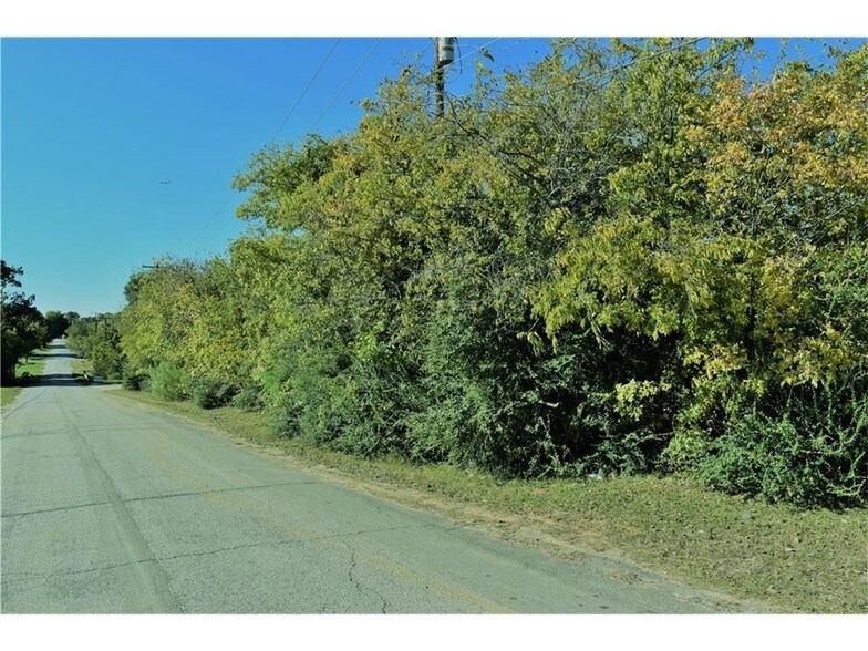 695 McKenzie St, Lewisville, TX à vendre - Autre – Image 3 sur 15