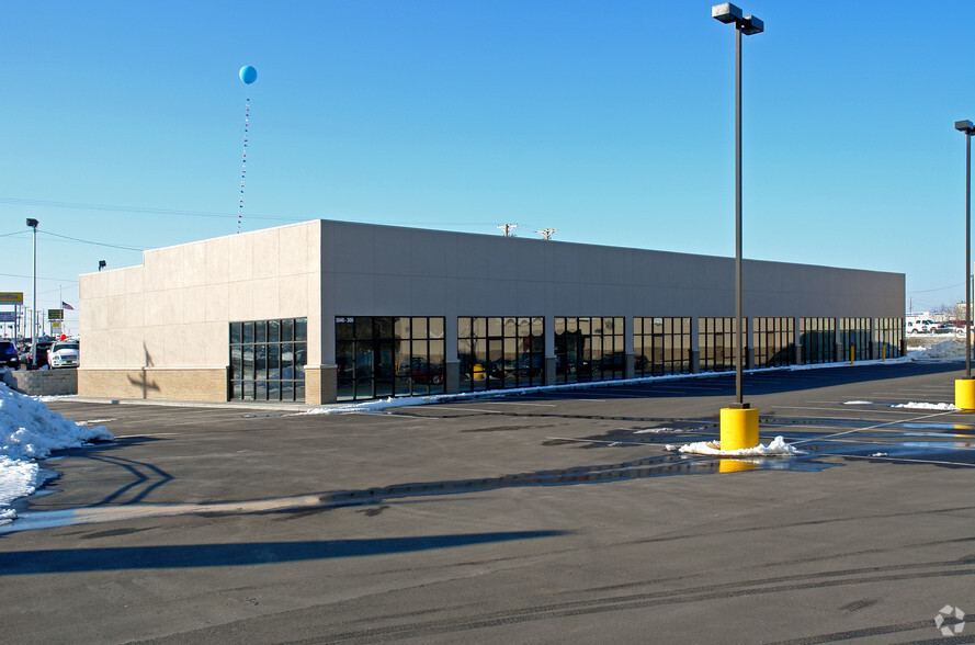 3040 W Broadway Blvd, Sedalia, MO à louer - Photo principale – Image 3 sur 8