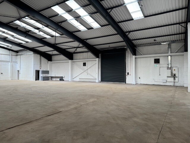 100 Borron St, Glasgow à louer - Photo de l’immeuble – Image 2 sur 45