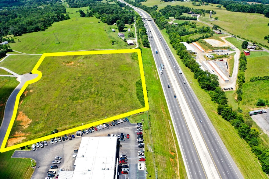 Sharon Drive, Dandridge, TN à vendre - Photo principale – Image 1 sur 11