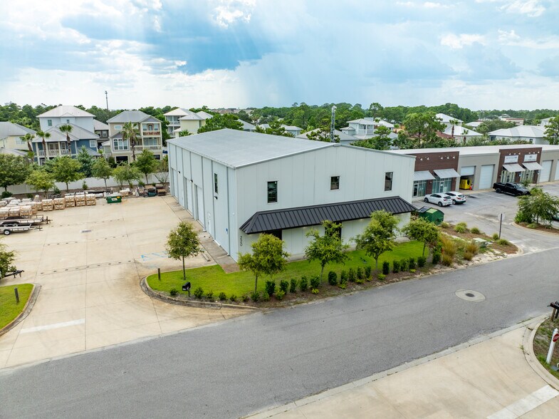 220 Business Centre Dr, Miramar Beach, FL à vendre - Photo de l’immeuble – Image 2 sur 4